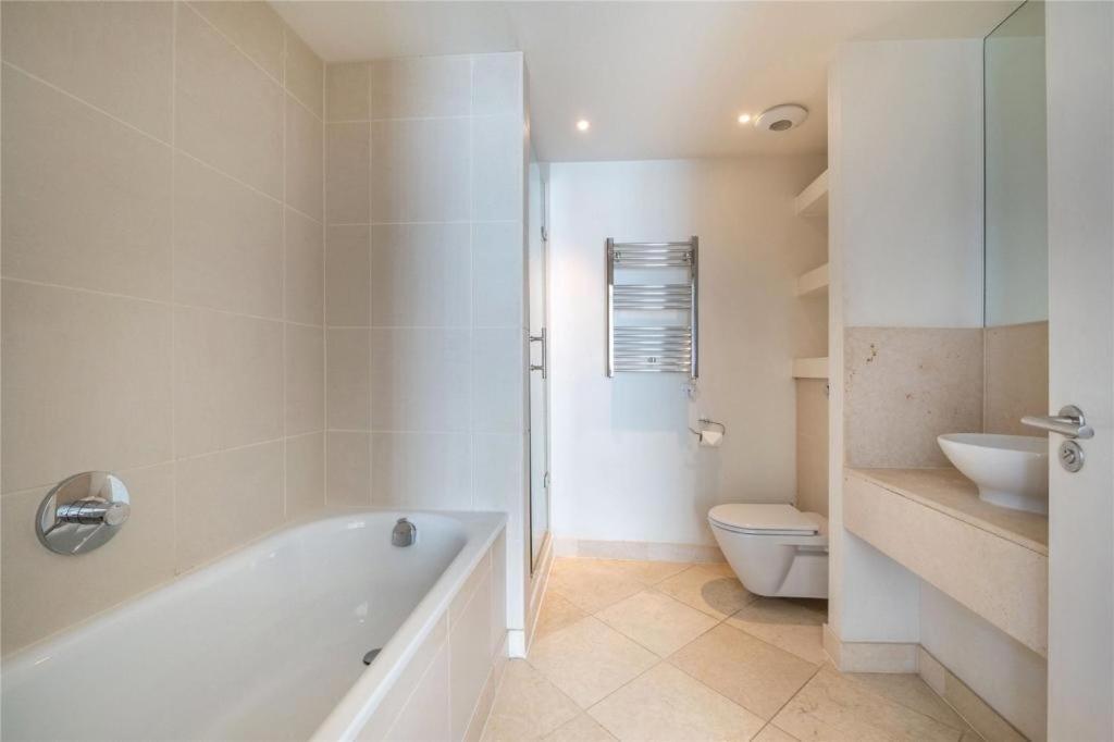 Penthouse Canary Wharf - Free Wifi Londra Esterno foto